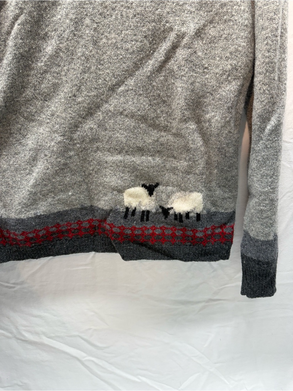 Woolrich 100% Lambswool Sheep Sweater Women M Gray Fair Isle Cottagecore - Picture 3 of 10